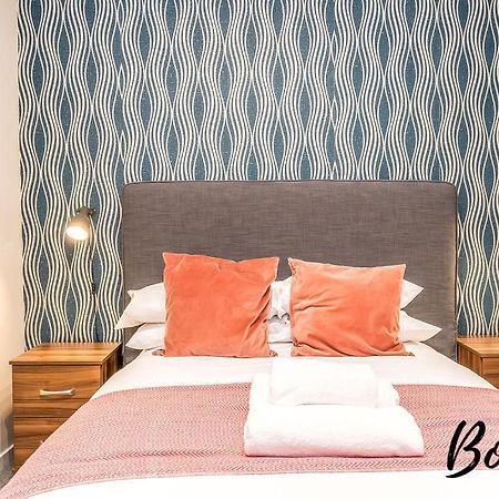 Spacious 2Br-1Ba - Grassmarket - Free Parking By Bonjour Residences Единбург Екстер'єр фото