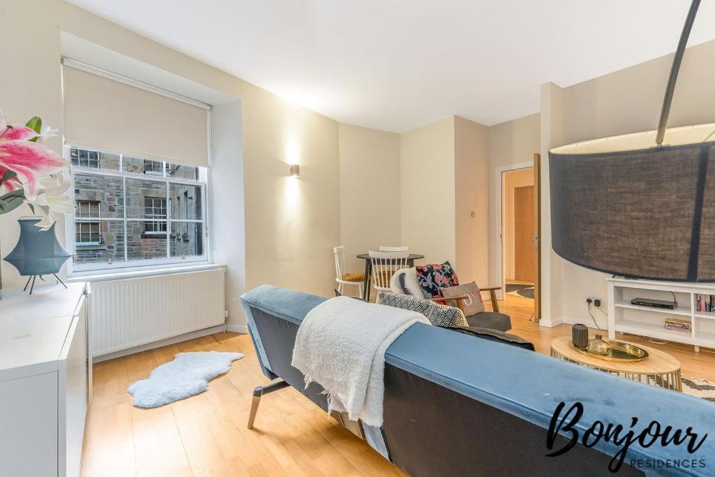 Spacious 2Br-1Ba - Grassmarket - Free Parking By Bonjour Residences Единбург Екстер'єр фото