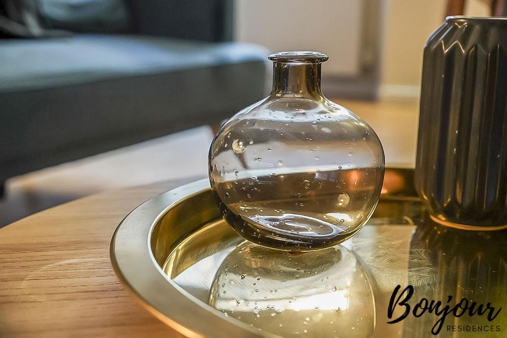 Spacious 2Br-1Ba - Grassmarket - Free Parking By Bonjour Residences Единбург Екстер'єр фото