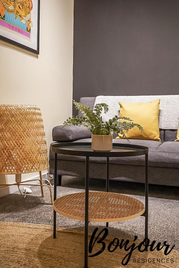 Spacious 2Br-1Ba - Grassmarket - Free Parking By Bonjour Residences Единбург Екстер'єр фото